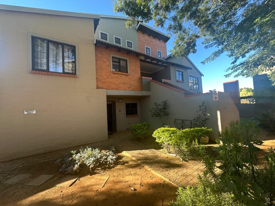 2 Bedroom Property for Sale in Waterval East North West